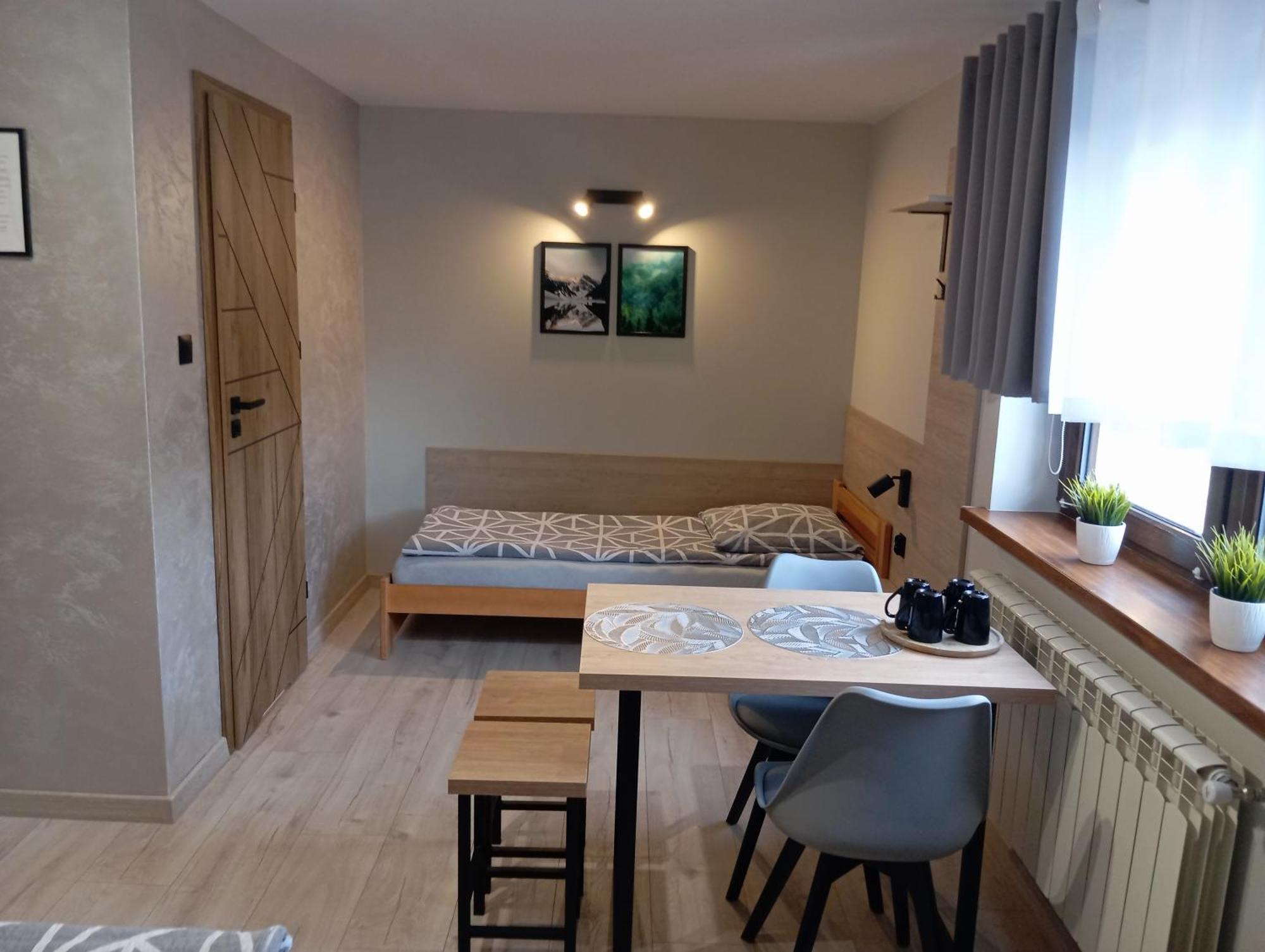 Zacisze Apartment Rozalin  Exterior photo