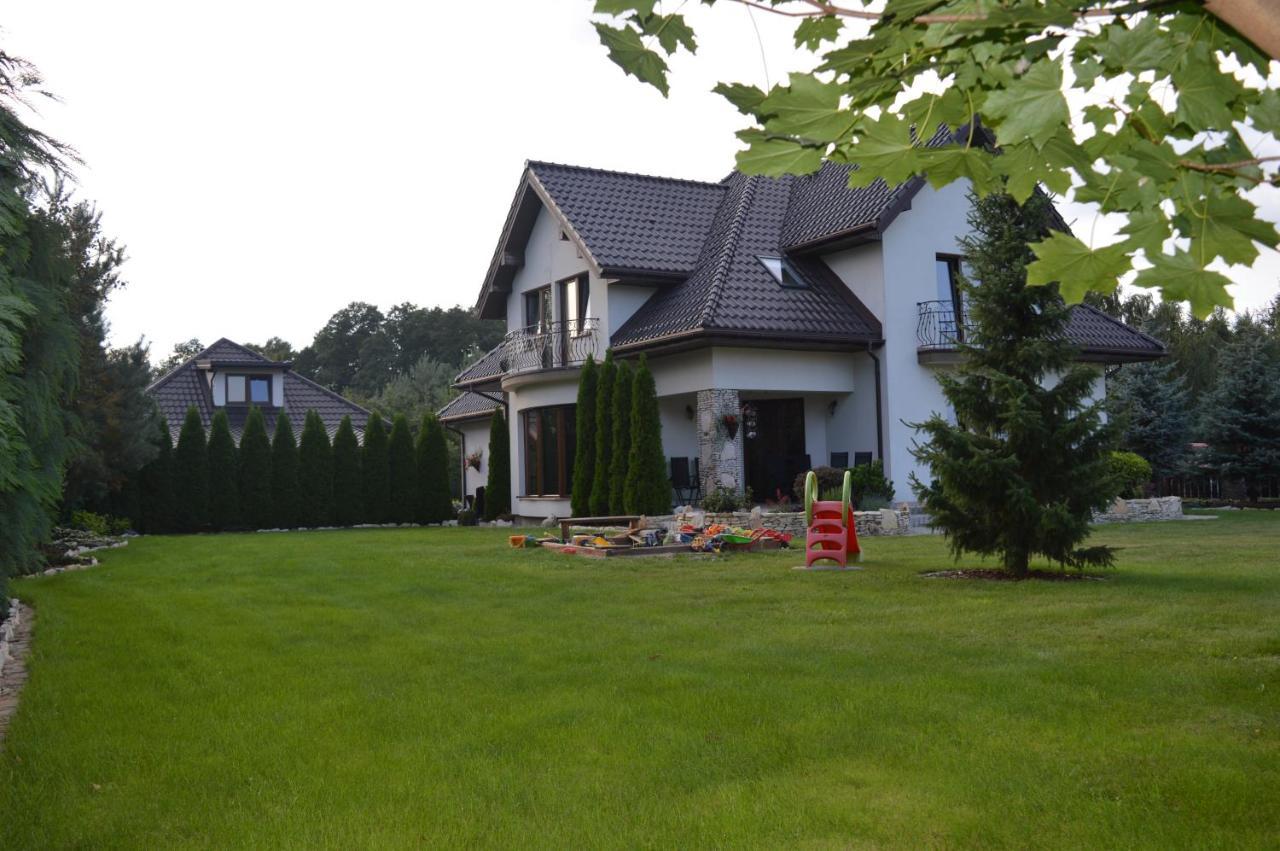 Zacisze Apartment Rozalin  Exterior photo